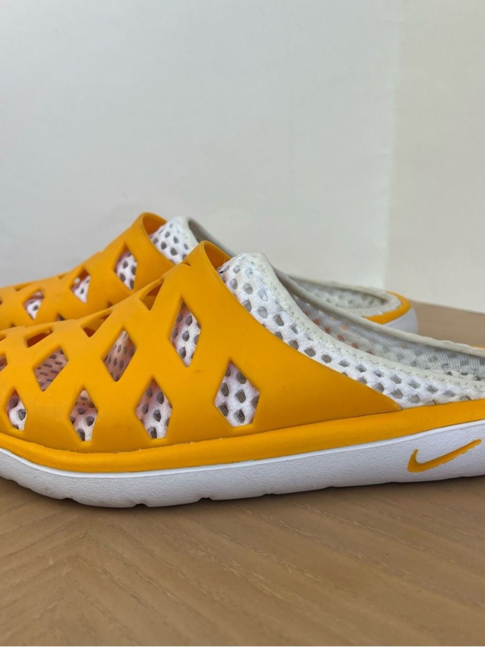 Nike Air Rejuven8 Yellow and White Ventilated Slip-On Clog mules slides